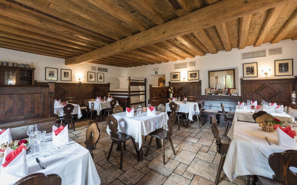 Lener Wirtshaus & Hotel Campo di Trens Luaran gambar