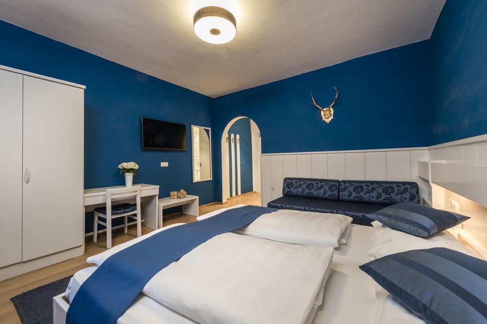 Lener Wirtshaus & Hotel Campo di Trens Luaran gambar